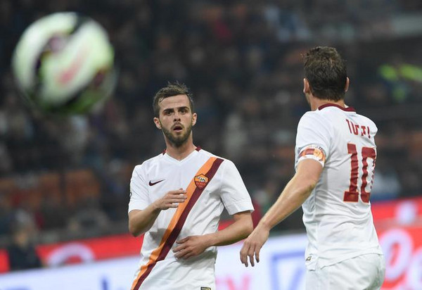 soccer-serie-a-fc-inter-as-roma-3