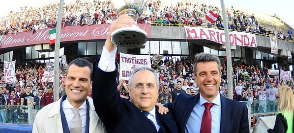 lotito-alza-coppa-salernitana