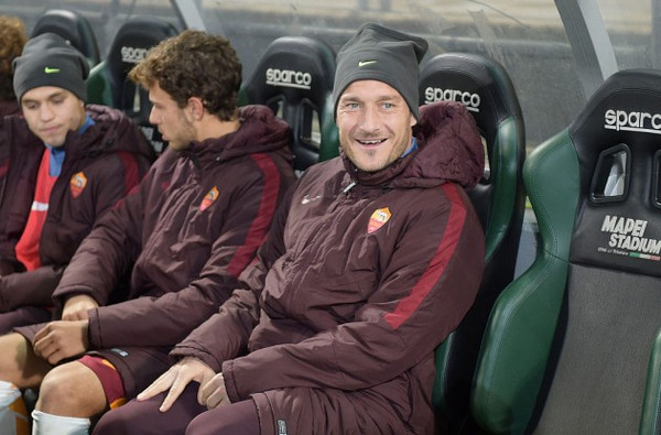 totti-panchina-sassuolo-roma