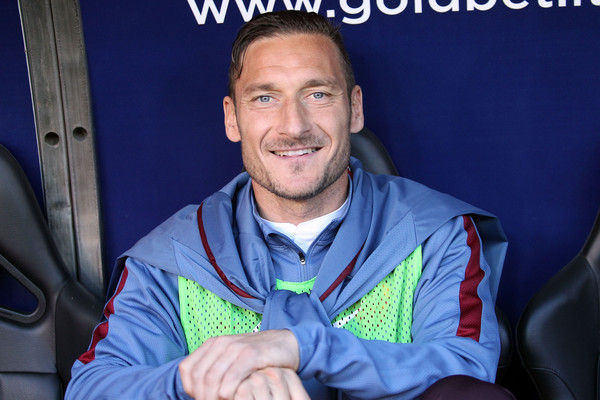 totti-panchina-4