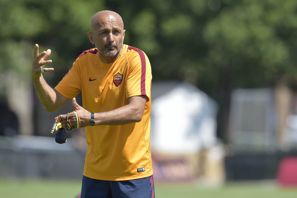 as-roma-training-session-106