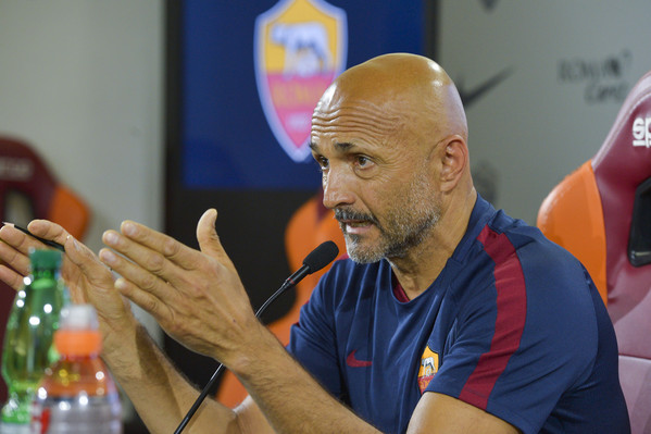 as-roma-press-conference-16
