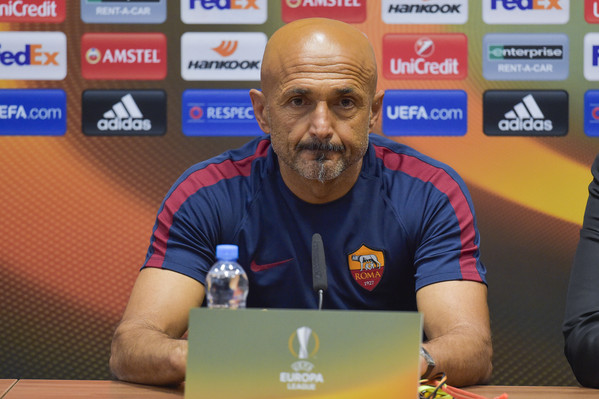 as-roma-press-conference-45