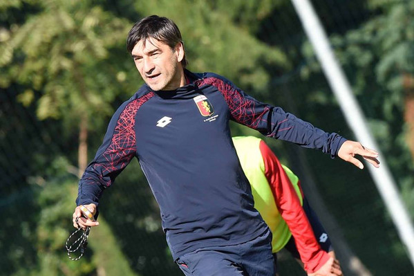 juric-allenamento-genoa-10-10-2016