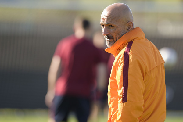 as-roma-training-session-276