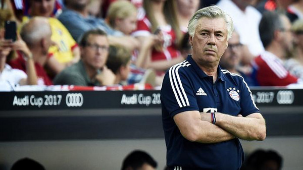 ancelotti-braccia-conserte-bayern