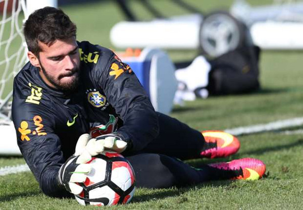 alisson-allenamento-brasile