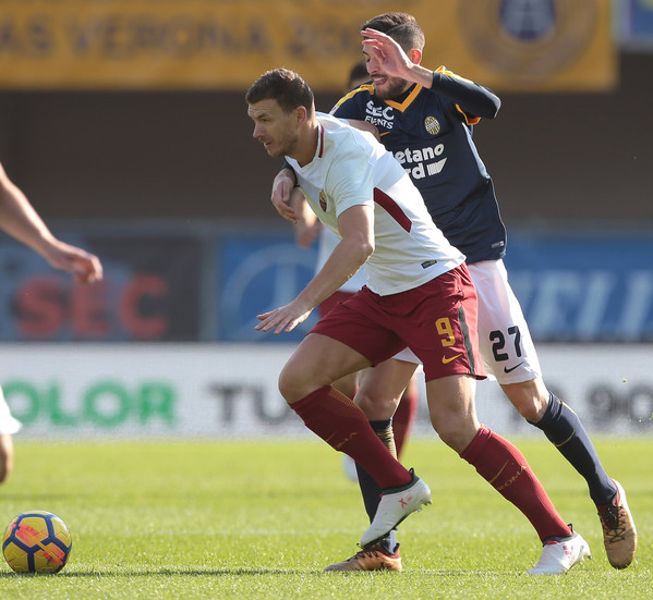 hellas-verona-fc-v-as-roma-serie-a-23