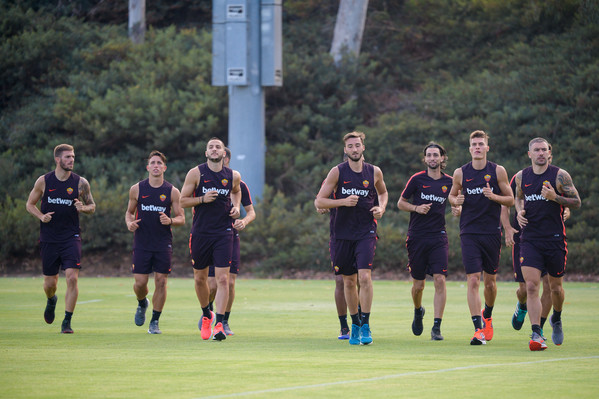 as-roma-tour-usa-2018-allenamento-a-san-diego-69