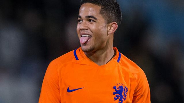 justin-kluivert-maglia-olanda
