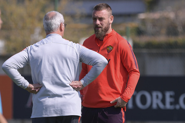 as-roma-allenamento-a-trigoria-413