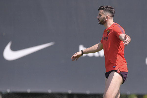 as-roma-seduta-di-allenamento-al-centro-sportivo-di-trigoria-96