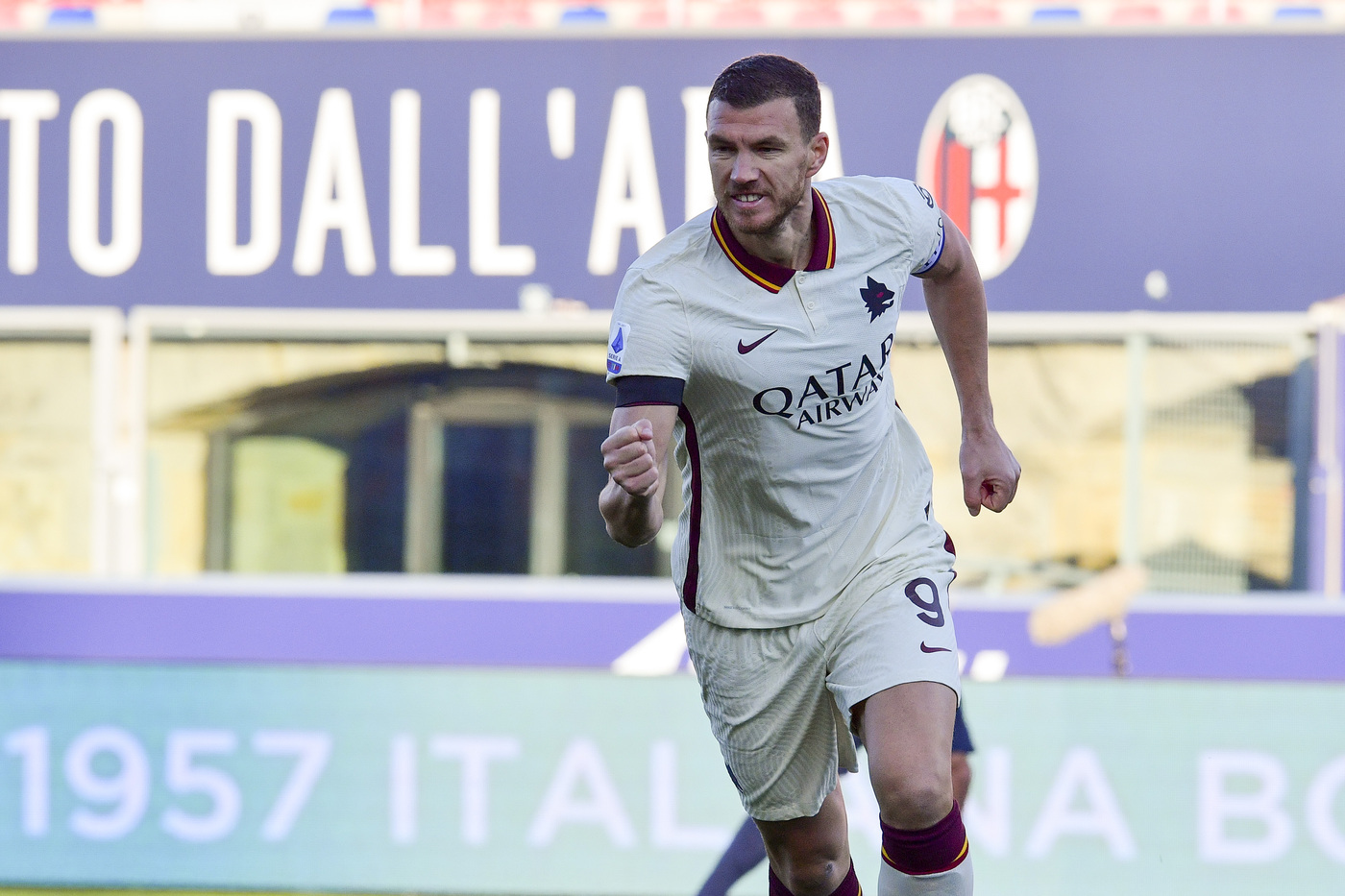 Immobile-Dzeko a caccia di gol. Lazio-Roma sfida a tutto campo