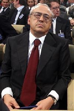 http://www.laroma24.it/IMG/ISTITUZIONI/calatagirone%20francesco.jpg