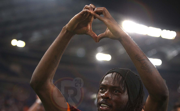 gervinho-cuore-con-le-mani-300814-mancini