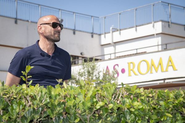 as-roma-gianluca-petrachi-visita-il-centro-sportivo-fulvio-bernardini-3