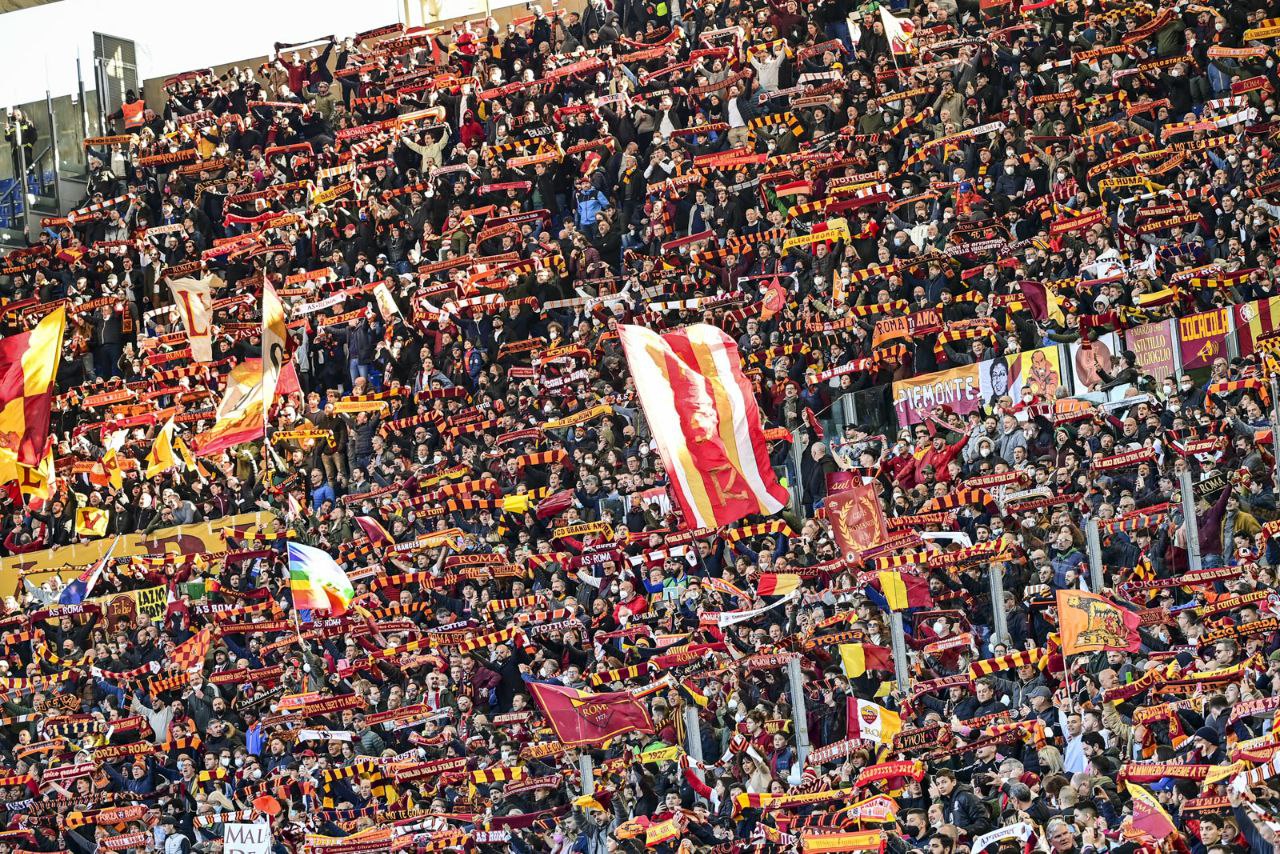 A paixão dos fãs é a arma adicional de Mou »LaRoma24.it – ​​​​Todas as notícias, notícias e insights ao vivo no Clube de Roma